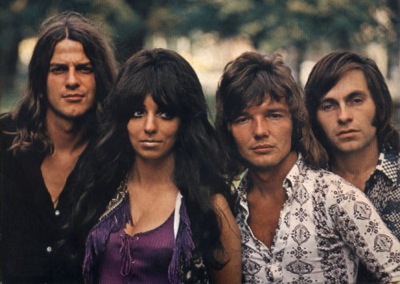 Shocking Blue 400pix